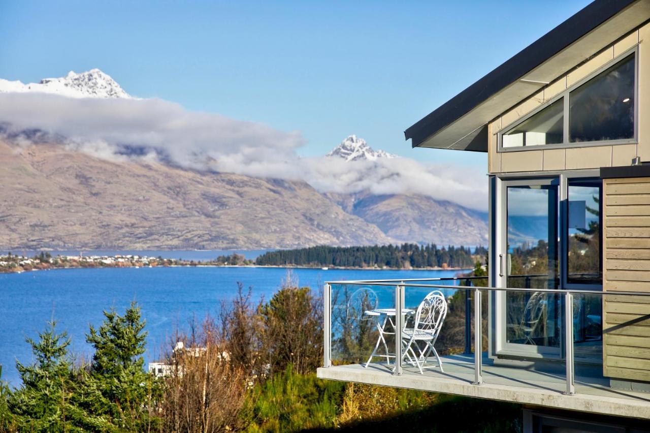 Bluewater Views Villa Queenstown Exterior photo