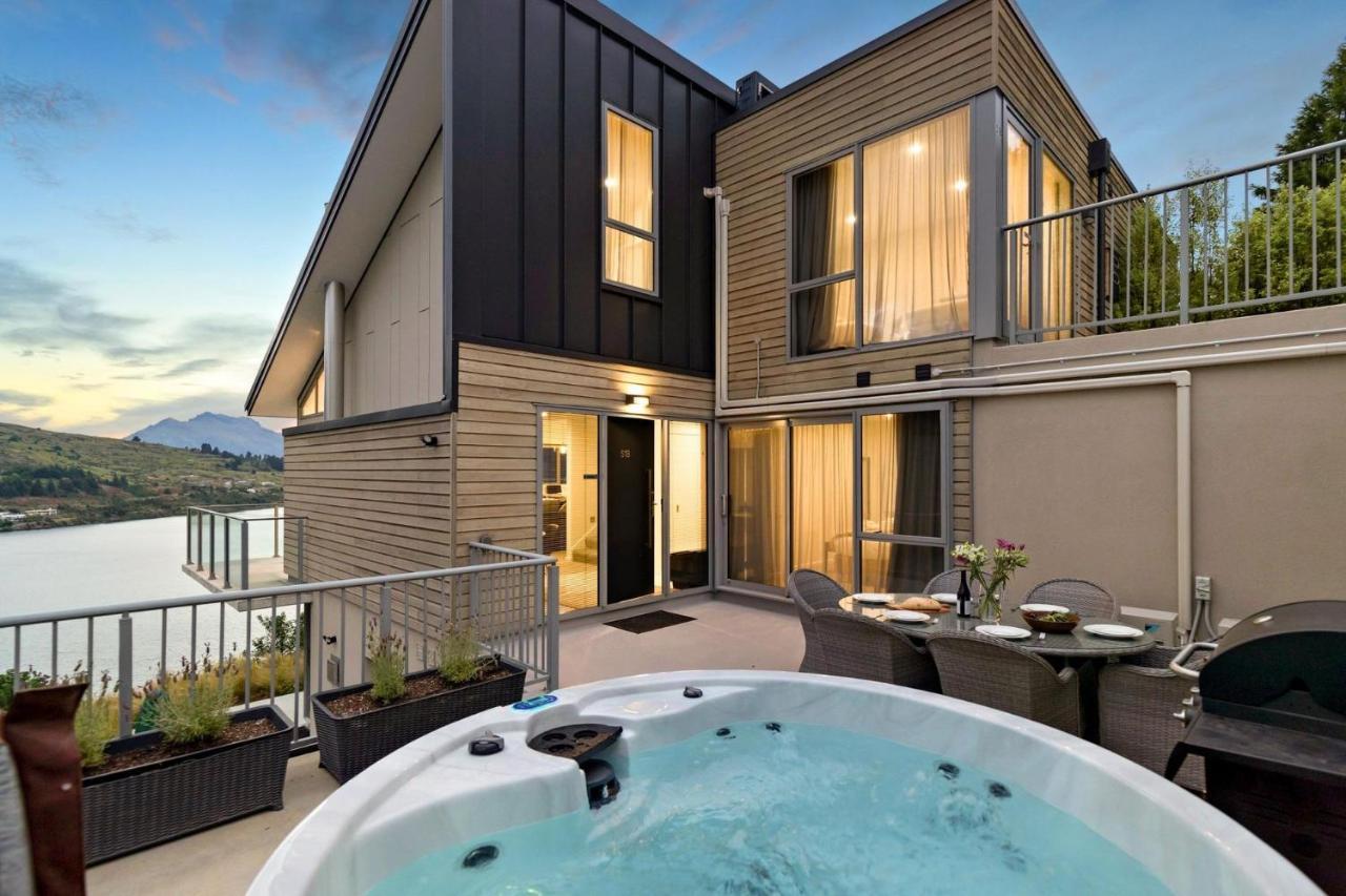 Bluewater Views Villa Queenstown Exterior photo