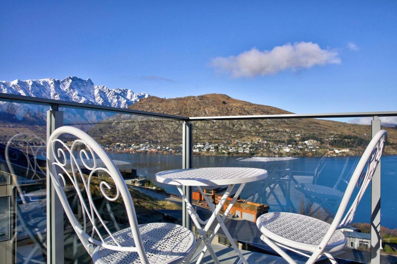 Bluewater Views Villa Queenstown Exterior photo