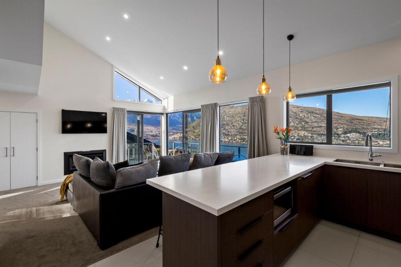 Bluewater Views Villa Queenstown Exterior photo